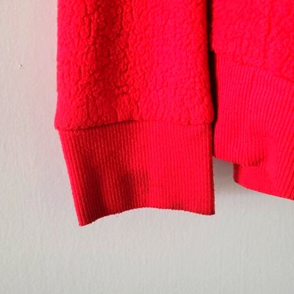 Minnie Mouse Sweater - Picture 7 of 8